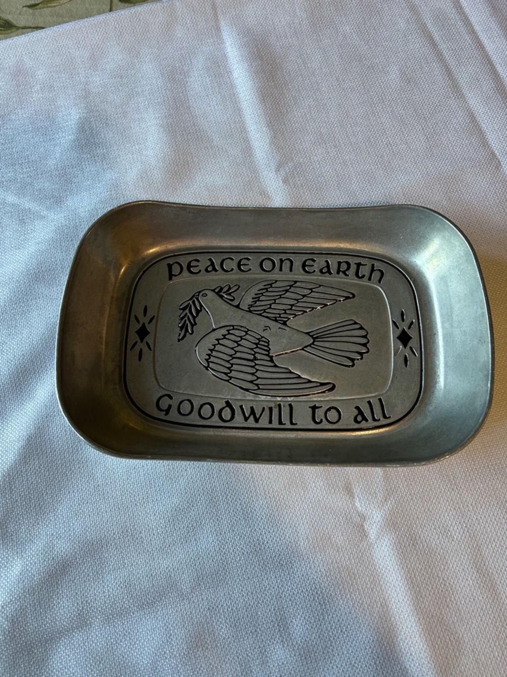 Wilton Armetale Pewter-Tone Decorative Tray "Peace on Earth"